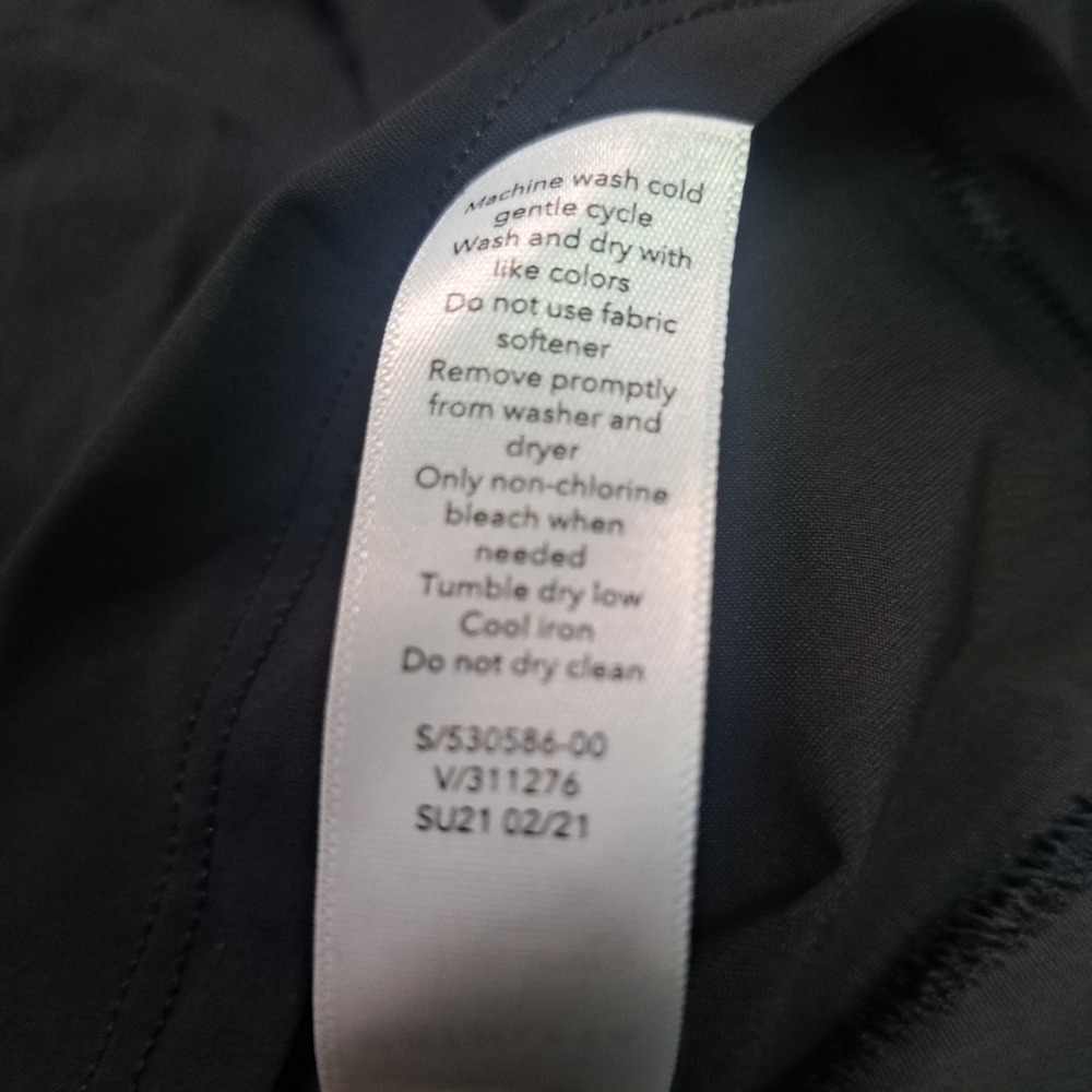 Athleta Women's Black Racerback Tank M Classic Gym Soft Stretchy Comfy Workout - Picture 5 of 6
